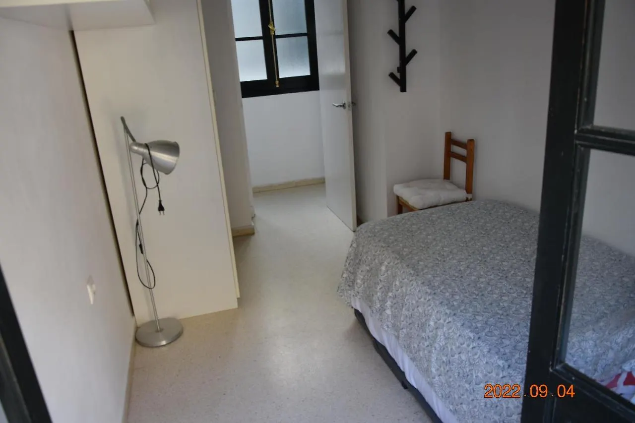 Apartamento muy bien situado en el centro de Cádiz y al lado de la playa